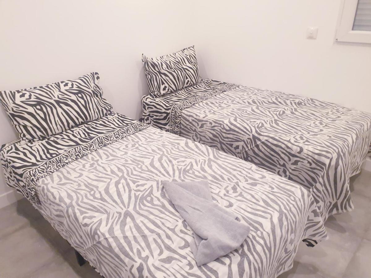 Appartements Renove 2023 Proche Aeroport 5Min, Gare Sncf 2 Min, Tramway Au Pied De L'Immeuble , Parking Possible, Renovated Apartments 2023 Near The Airport 5 Min, Train Station 2 Min, Tram Next To The Building 1 Min, Parking Possible Nice Eksteriør billede