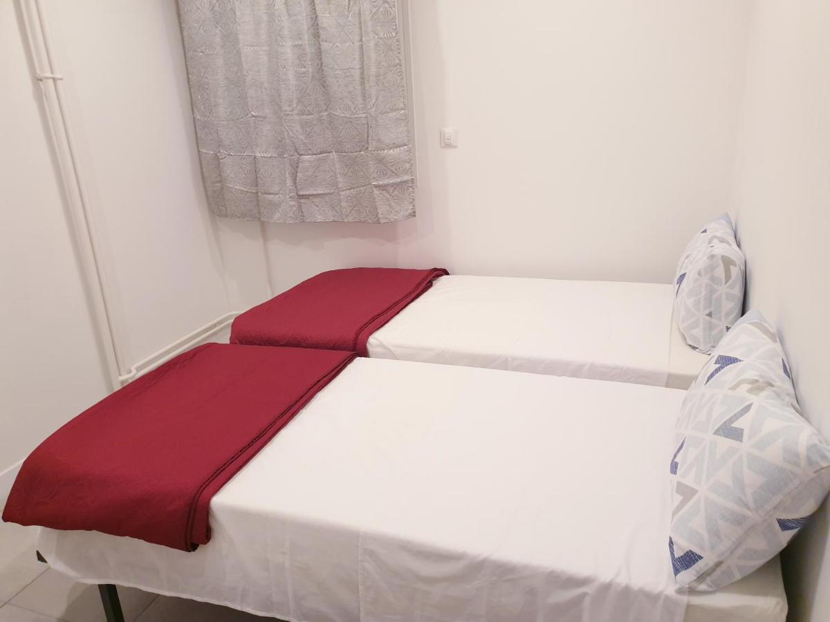 Appartements Renove 2023 Proche Aeroport 5Min, Gare Sncf 2 Min, Tramway Au Pied De L'Immeuble , Parking Possible, Renovated Apartments 2023 Near The Airport 5 Min, Train Station 2 Min, Tram Next To The Building 1 Min, Parking Possible Nice Eksteriør billede