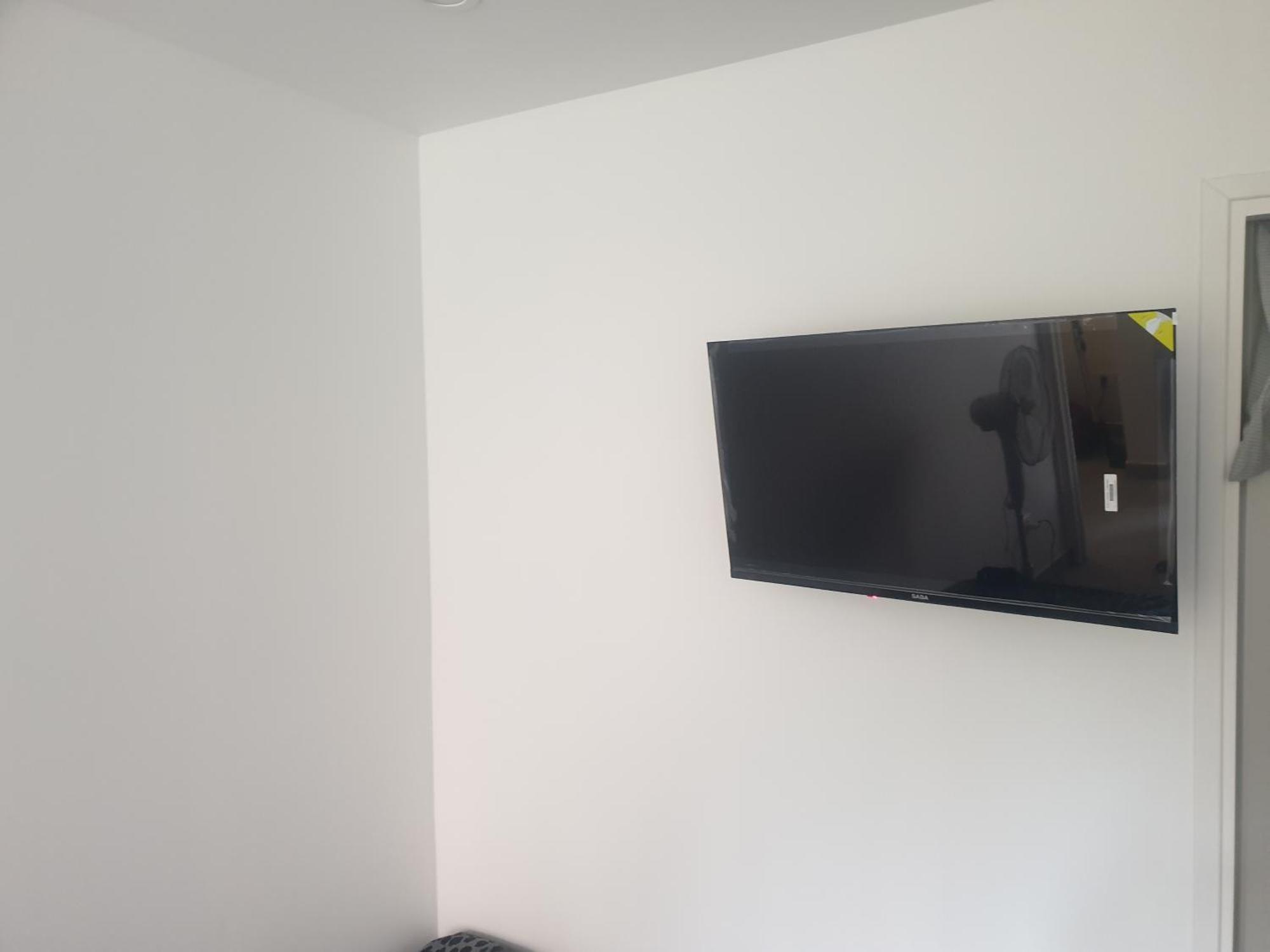 Appartements Renove 2023 Proche Aeroport 5Min, Gare Sncf 2 Min, Tramway Au Pied De L'Immeuble , Parking Possible, Renovated Apartments 2023 Near The Airport 5 Min, Train Station 2 Min, Tram Next To The Building 1 Min, Parking Possible Nice Eksteriør billede
