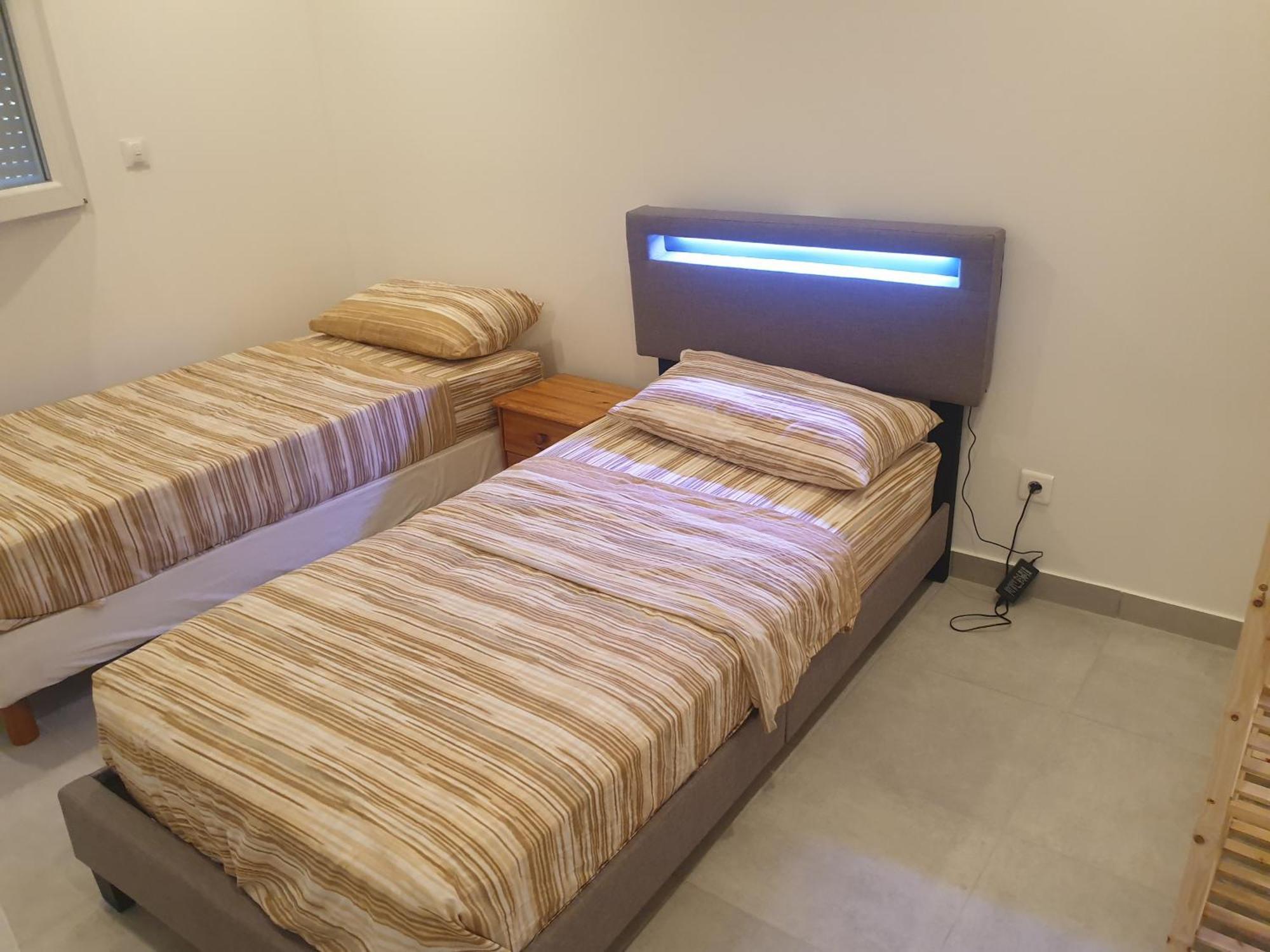 Appartements Renove 2023 Proche Aeroport 5Min, Gare Sncf 2 Min, Tramway Au Pied De L'Immeuble , Parking Possible, Renovated Apartments 2023 Near The Airport 5 Min, Train Station 2 Min, Tram Next To The Building 1 Min, Parking Possible Nice Værelse billede
